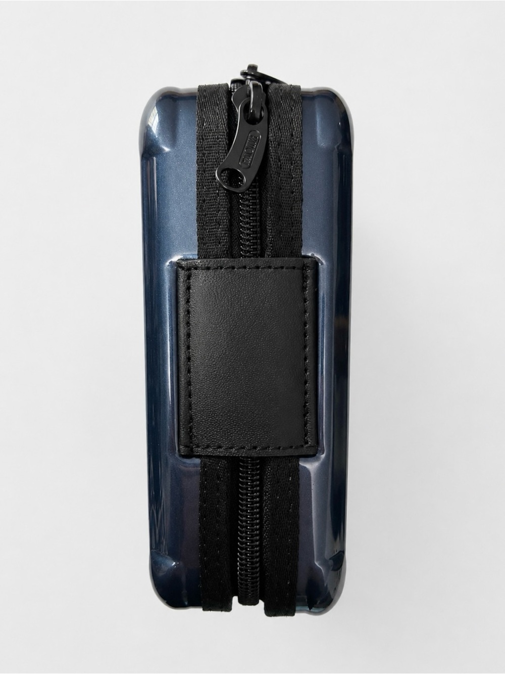Lufthansa Rimowa X First Class Travel Amenity Kit Hard Case Limited Edition - Picture 3 of 8